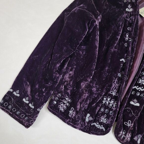 New Chicos Lula Jacket Purple Crushed Velvet Embroidered Beaded Blazer Size 2 - Picture 2 of 11